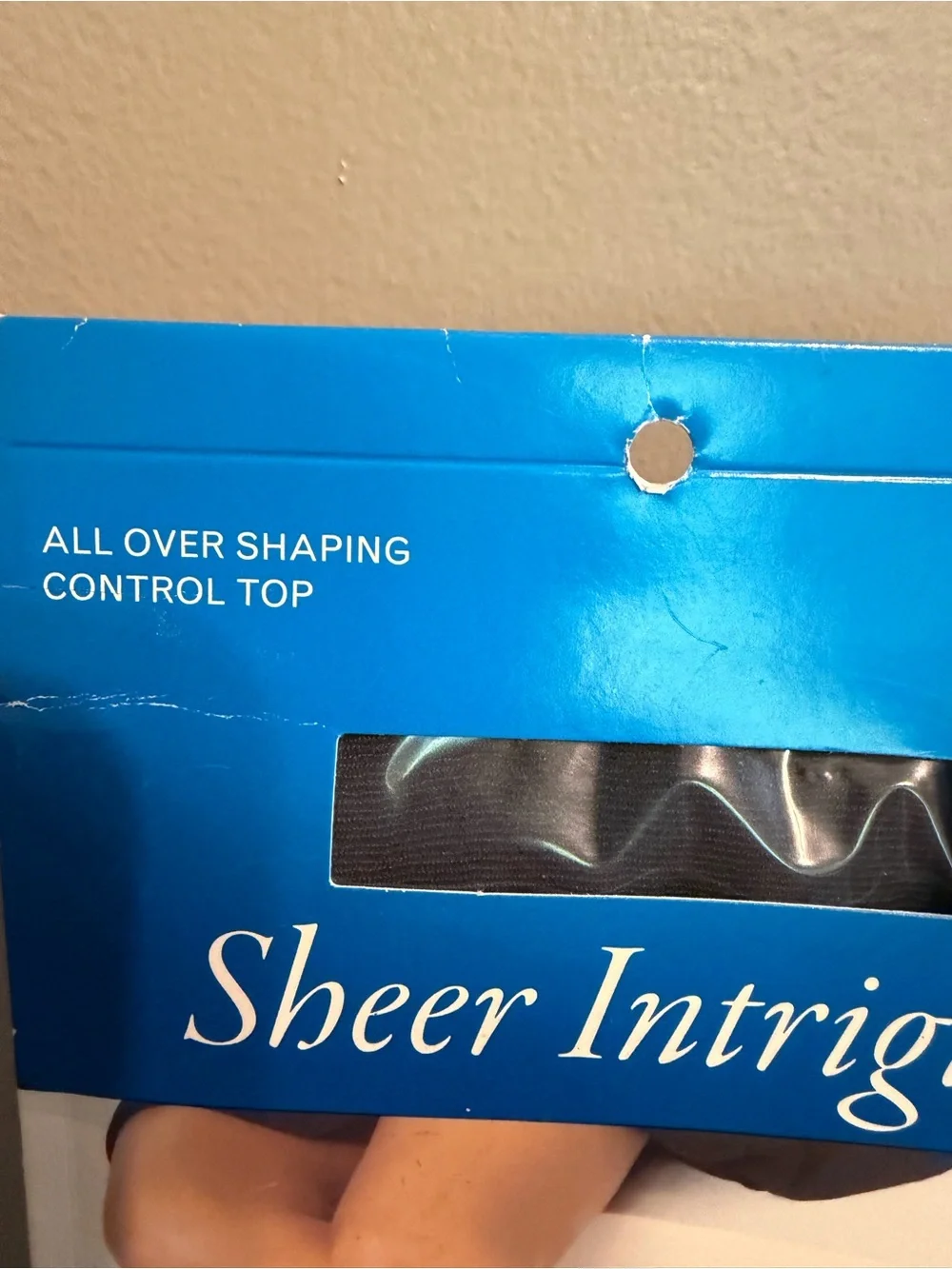 Vintage Sheer Intrigue Off Black Control Top Pantyhose Size D-E USA Made NIP